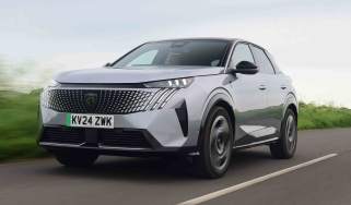 Peugeot E-3008 - main image